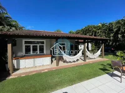 Casa com 4 quartos em Frade (Cunhambebe), Angra dos Reis - 250m²