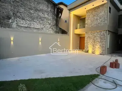 Casa com 3 quartos em Praia da Ribeira (Cunhambebe), Angra dos Reis - 112m²