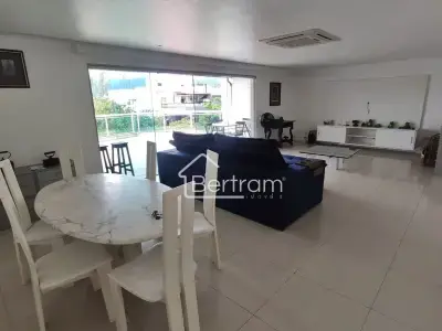 Apartamento com 3 quartos em Recreio dos Bandeirantes, Rio de Janeiro - 273m²