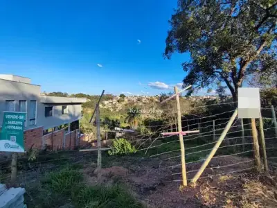 Lote / Terreno com 0 quartos em Residencial Paineiras, Lagoa Santa - 360m²