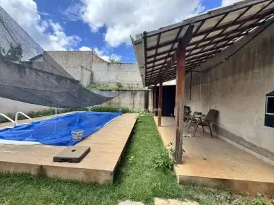 Casa com 2 quartos em Moradas Da Lapinha, Lagoa Santa - 105m²