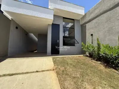 Casa com 3 quartos em Lundcéia, Lagoa Santa - 90m²