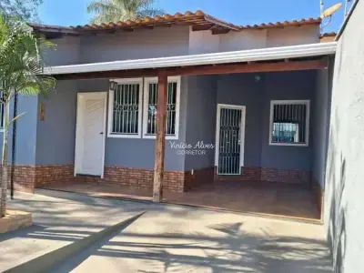 Casa com 3 quartos em Lundcéia, Lagoa Santa - 111m²