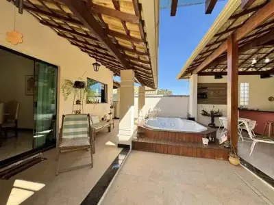 Casa de Condomínio com 3 quartos em Cond. Residencial Jardins, Lagoa Santa - 215m²
