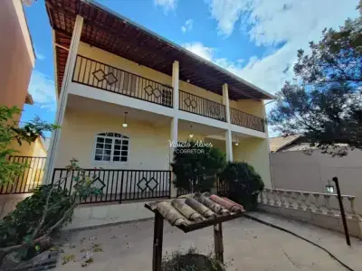 Casa com 5 quartos em Jardim Ipê, Lagoa Santa - 310m²