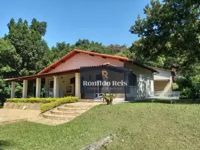 Casa com 3 quartos em Castália, Cachoeiras de Macacu - 160m²