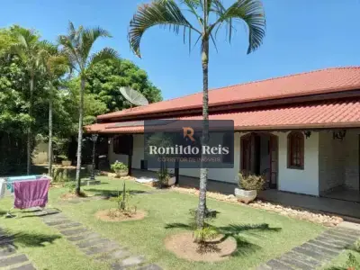 Casa com 4 quartos em Reta dos Ipês, Cachoeiras de Macacu - 377m²