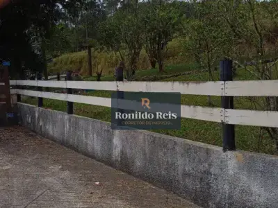 Sítio com 4 quartos em São J B M - T Distrito, Cachoeiras de Macacu - 200m²