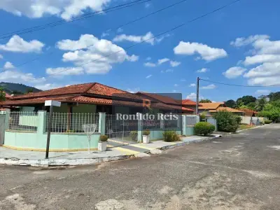 Casa com 2 quartos em Reta dos Ipês, Cachoeiras de Macacu - 130m²