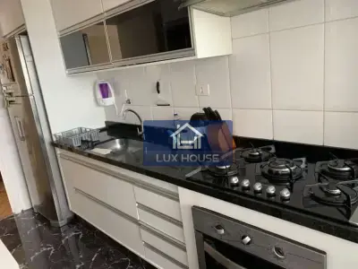 Apartamento com 3 quartos em Jaguaribe