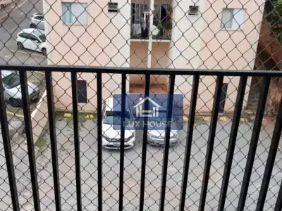 Apartamento com 2 quartos em Parque das Iglesias