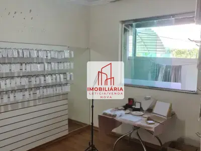 Casa com 5 quartos em Maria Helena, Belo Horizonte - 300m²