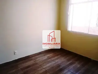 Casa com 2 quartos em Jardim dos Comerciários (Venda Nova), Belo Horizonte - 100m²