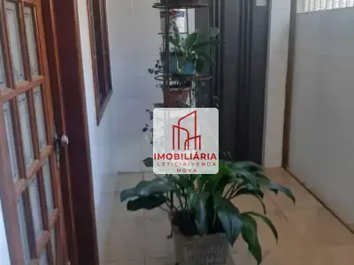Casa com 3 quartos em São José (Justinópolis ), Ribeirão das Neves - 150m²