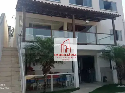 Casa com 3 quartos em Tijuca, Contagem - 200m²