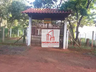 Casa com 3 quartos em Zona Rural, Felixlândia - 150m²