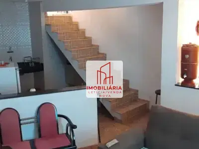 Casa com 2 quartos em Novo Progresso, Contagem - 125m²
