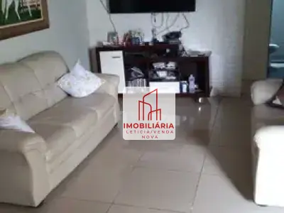 Casa com 3 quartos em Santa Terezinha, Belo Horizonte - 120m²