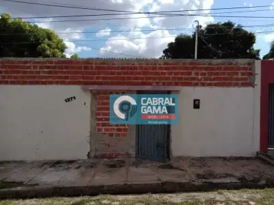 Lote / Terreno com 0 quartos em Porenquanto