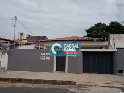 Casa com 4 quartos em Cidade Nova