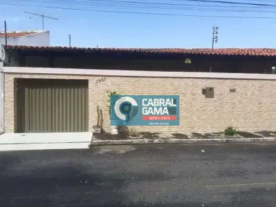 Casa com 4 quartos em Acarape