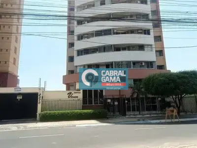 Apartamento com 3 quartos em São Cristóvão