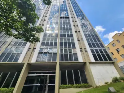 Andar com 0 quartos em Funcionários, Belo Horizonte - 410m²