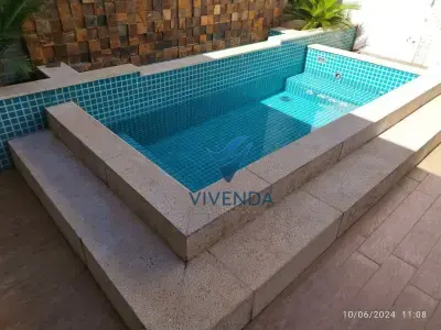 Sobrado com 3 quartos em Parque Amazônia