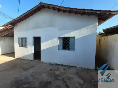 Casa com 2 quartos em Setor Morada do Sol