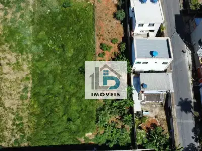 Lote / Terreno com 0 quartos em Trevo