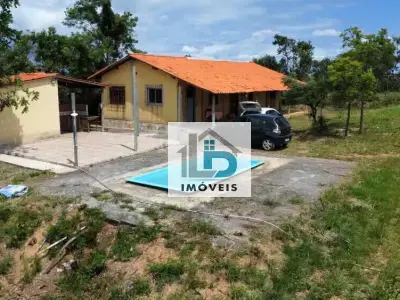 Chácara com 2 quartos em Almeida