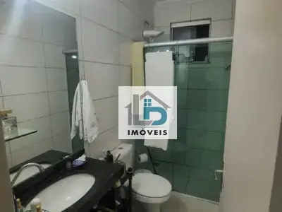Casa Geminada com 2 quartos em São Cosme de Baixo (São Benedito)