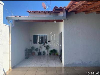 Casa com 3 quartos em Shopping Park
