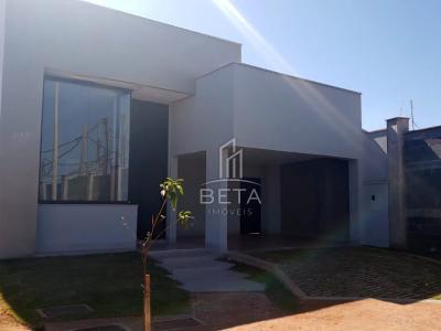 Casa de Condomínio com 3 quartos em Grand Ville