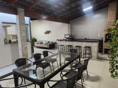 Casa com 3 quartos em Jardim Europa