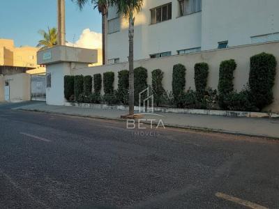 Área Privativa com 2 quartos em Chácaras Tubalina e Quartel