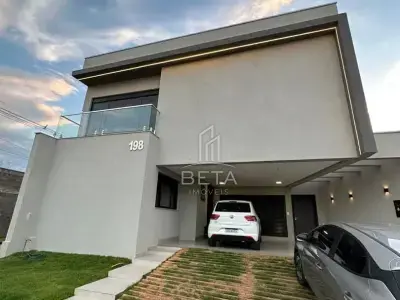 Casa de Condomínio com 4 quartos em Grand Ville
