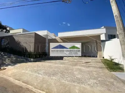 Casa de Condomínio em Rosa dos Ventos