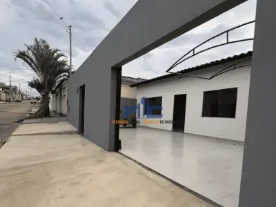 Casa com 2 quartos em Interlagos