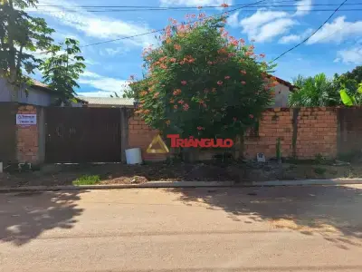 Casa com 2 quartos em Setor Saúde, Confresa - 1m²