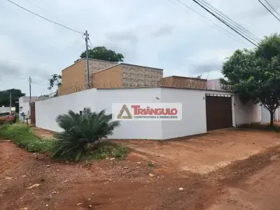 Casa com 3 quartos em Setor Tropical, Confresa - 1m²