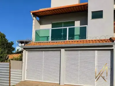 Casa com 3 quartos em Santa Terezinha
