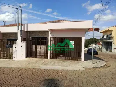 Casa com 2 quartos em Centro, Jacutinga - 0m²