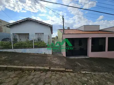 Casa com 2 quartos em Jardim Déa, Jacutinga - 0m²