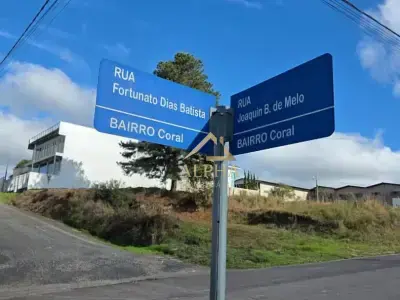 Lote / Terreno com 0 quartos em Coral