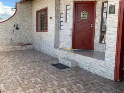 Casa com 3 quartos em Popular