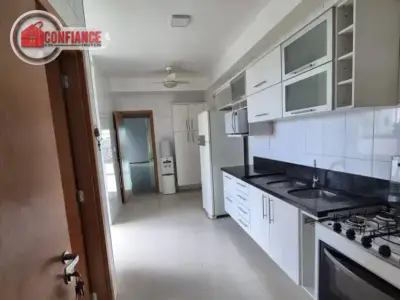 Apartamento em Parque 10 de Novembro