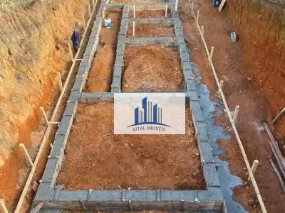 Casa com 2 quartos em Chácara Roselândia, Cotia - 55m²