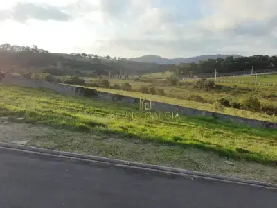 Imóveis em LARANJA AZEDA