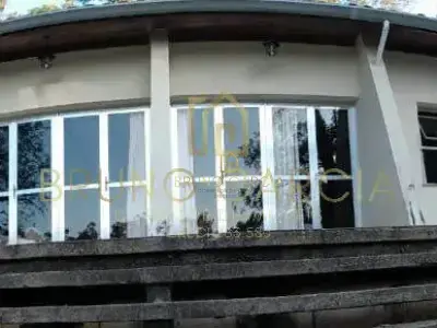 Sítio com 4 quartos em pouso alegre